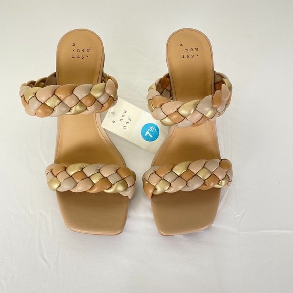 A New Day Womens Heels 7.5 Woven Sandals Tan Metallic Basil Heeled Two Bands New - Picture 9 of 10